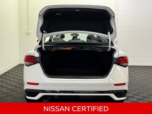 Certified 2025 Nissan Sentra SR w/ SR Premium Package image 39