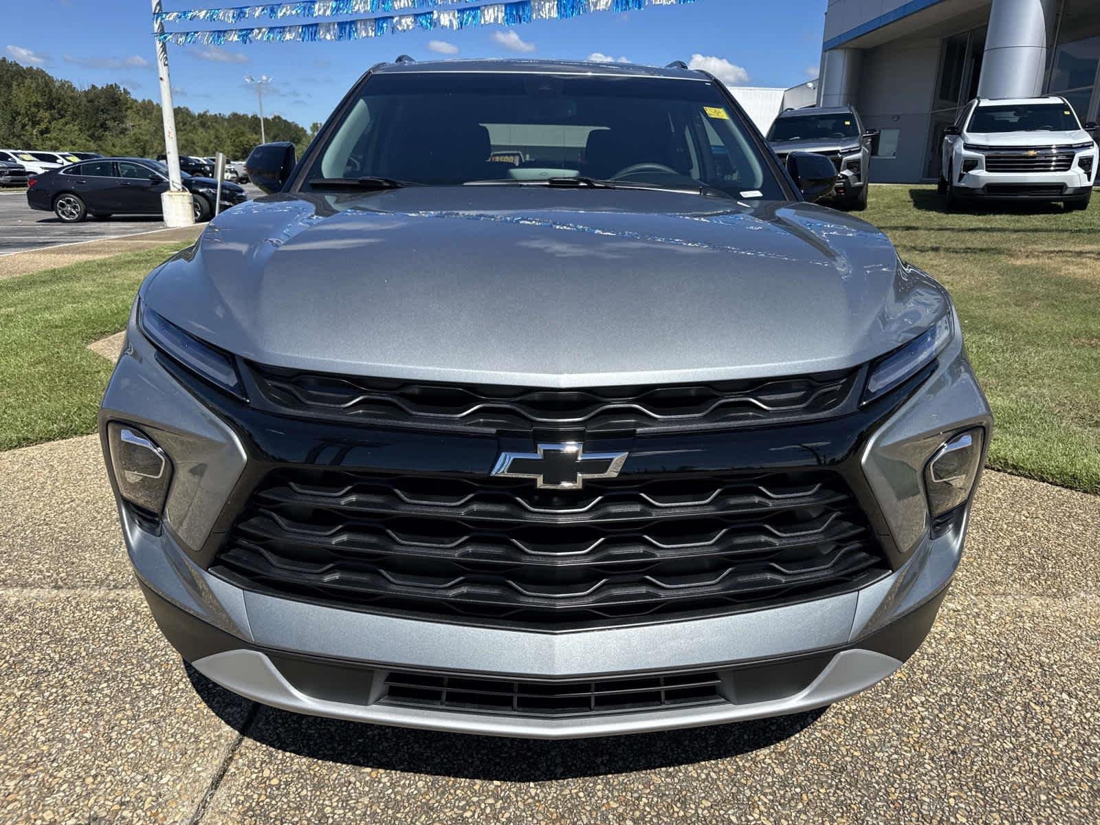 New 2026 Chevrolet Blazer LT w/ Convenience Package FWD image 2