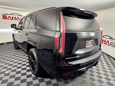 Used 2023 Cadillac Escalade V AWD/4WD image 6