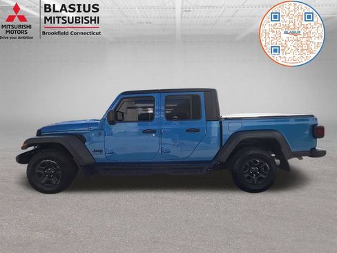 Used 2024 Jeep Gladiator Sport AWD/4WD image 19