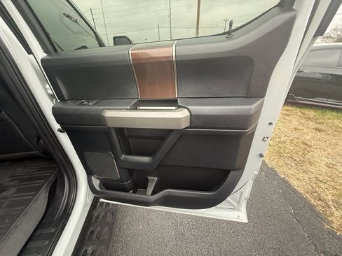 Used 2017 Ford F150 Raptor w/ Equipment Group 802A Luxury image 19