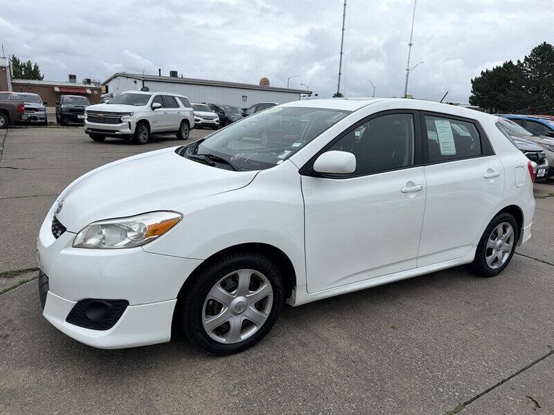Used 2009 Toyota Matrix S FWD image 1