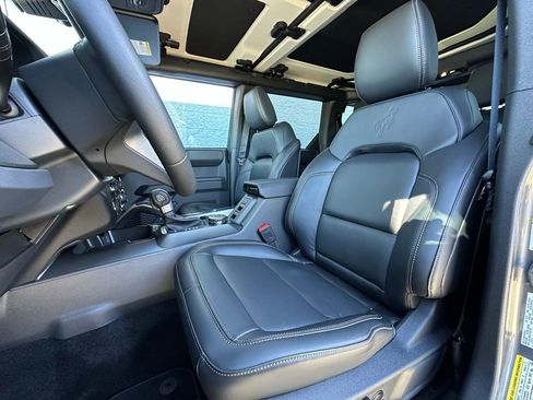 New 2025 Ford Bronco Badlands image 29