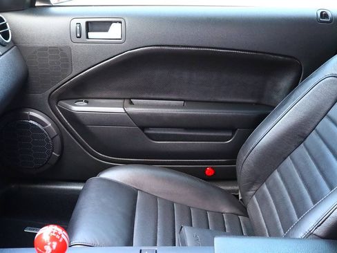 Used 2009 Ford Mustang Shelby GT500 RWD image 15