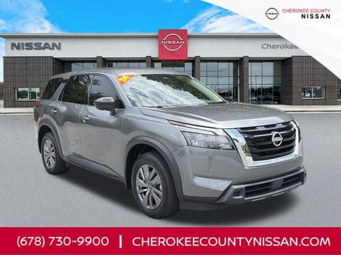 Certified 2024 Nissan Pathfinder S AWD/4WD image 1