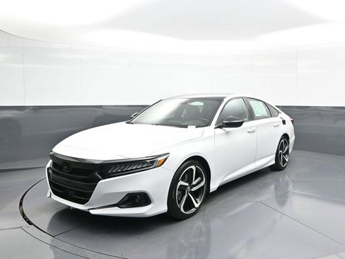 Certified 2022 Honda Accord Sport image 1