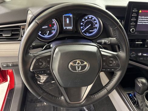 Used 2023 Toyota Camry SE image 23
