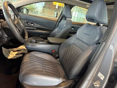 Used 2023 Nissan Ariya AWD/4WD image 21