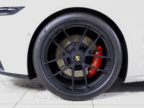 Used 2026 Porsche 911 Carrera GTS RWD image 24