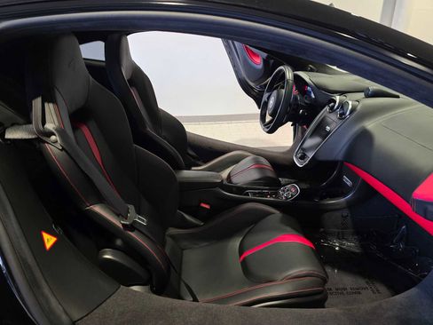 Used 2019 McLaren 570S image 15