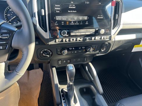 New 2026 Nissan Frontier SV image 18