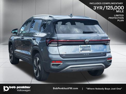 Used 2025 Volkswagen Taos SE AWD/4WD image 27