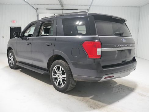Certified 2024 Ford Expedition XLT image 7