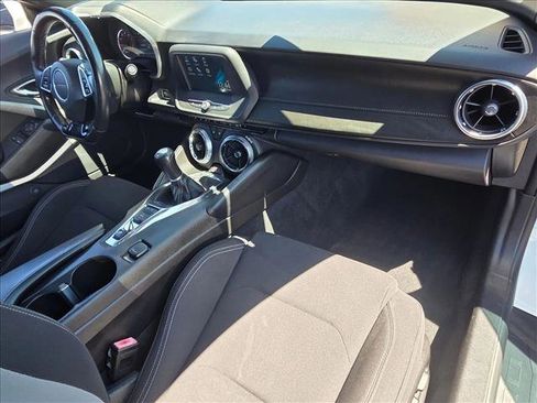 Used 2016 Chevrolet Camaro LT image 19