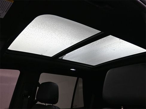 Used 2023 Chevrolet Tahoe Z71 w/ Luxury Package image 23