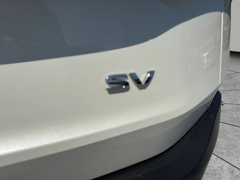 Used 2023 Nissan Rogue SV FWD image 19