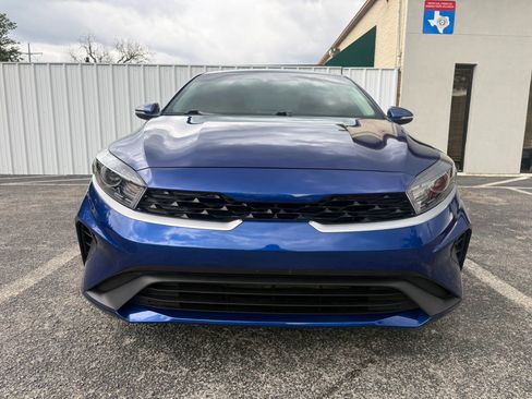 Used 2024 Kia Forte LXS w/ LXS Technology Package FWD image 8