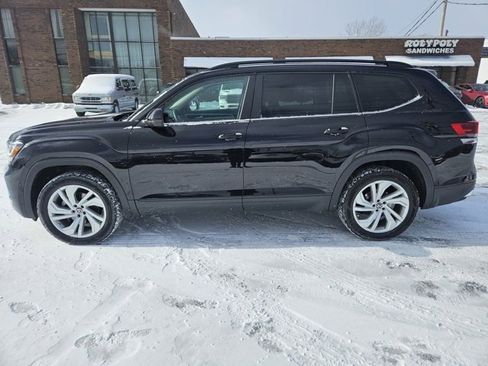 Used 2022 Volkswagen Atlas SE image 4