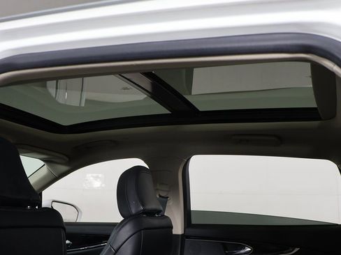 Used 2022 Lincoln Nautilus Reserve image 18