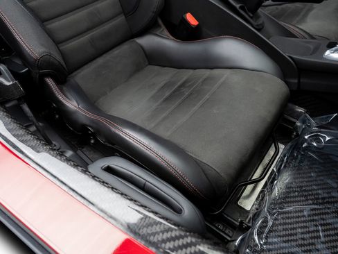 Used 2015 Alfa Romeo 4C Spider w/ Spider Track Package image 32