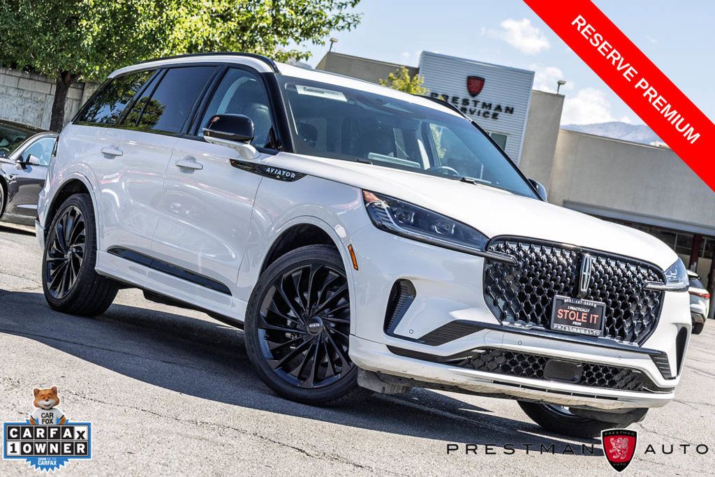 Used 2025 Lincoln Aviator Reserve w/ Equipment Group 201A AWD/4WD image 1