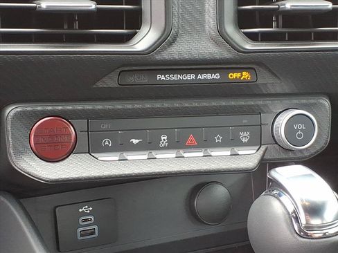 Used 2025 Ford Mustang Coupe RWD image 27