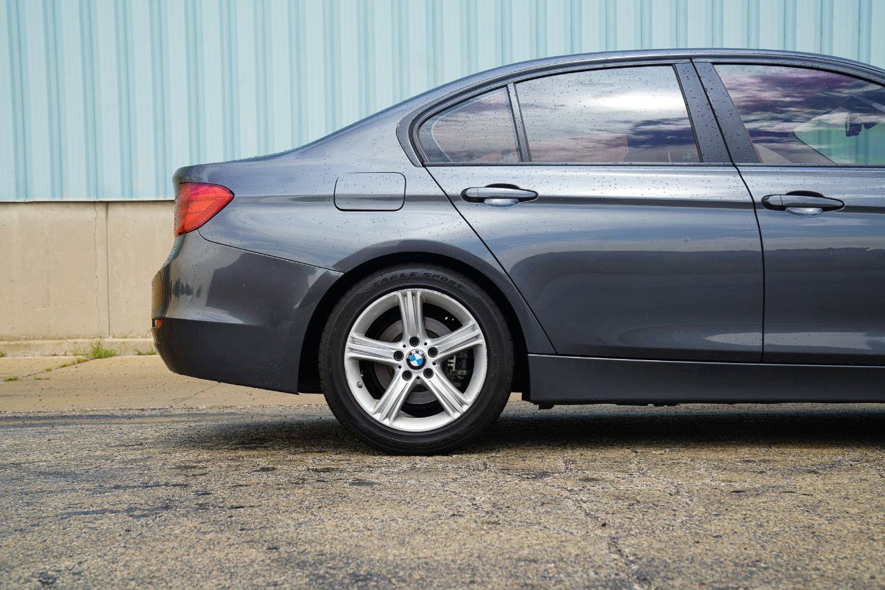 Used 2013 BMW 328i Sedan RWD image 12