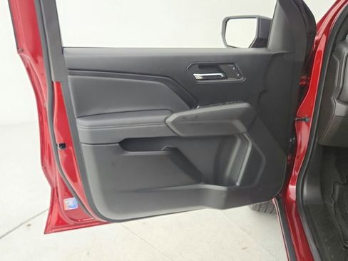 Used 2024 Chevrolet Colorado LT w/ LT Convenience Package II RWD image 27