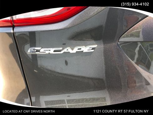 Used 2016 Ford Escape SE AWD/4WD image 20