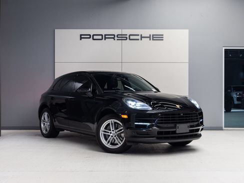 Certified 2021 Porsche Macan S AWD/4WD image 9