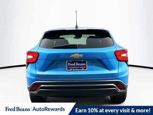 New 2026 Chevrolet Trax LS w/ LS Convenience Package image 5