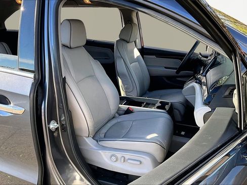 Used 2023 Honda Odyssey Elite image 23