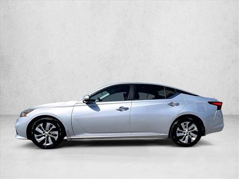 Used 2020 Nissan Altima 2.5 S w/ Driver Assist Package FWD image 6