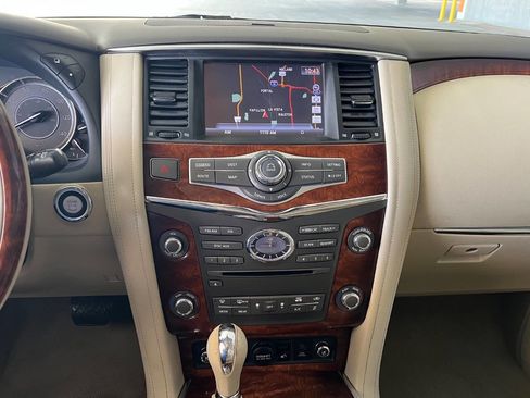 Used 2016 INFINITI QX80 4WD w/ Deluxe Technology Package image 22