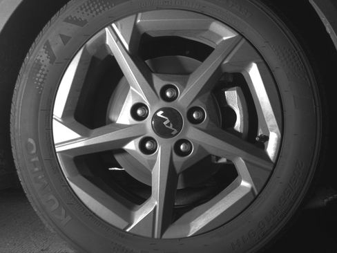 Used 2025 Kia K4 LXS FWD image 13