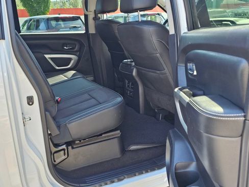Used 2019 Nissan Titan PRO-4X w/ Pro-4x Utility Package AWD/4WD image 14