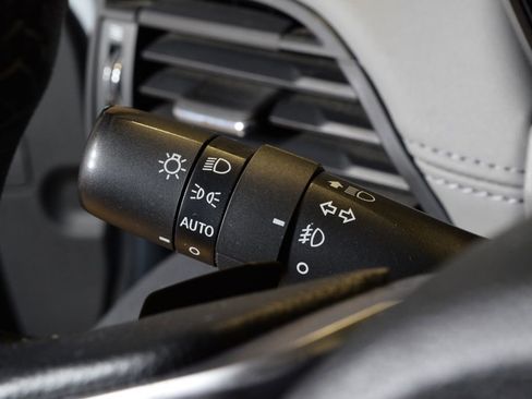 Used 2020 Subaru Outback Premium AWD/4WD image 17