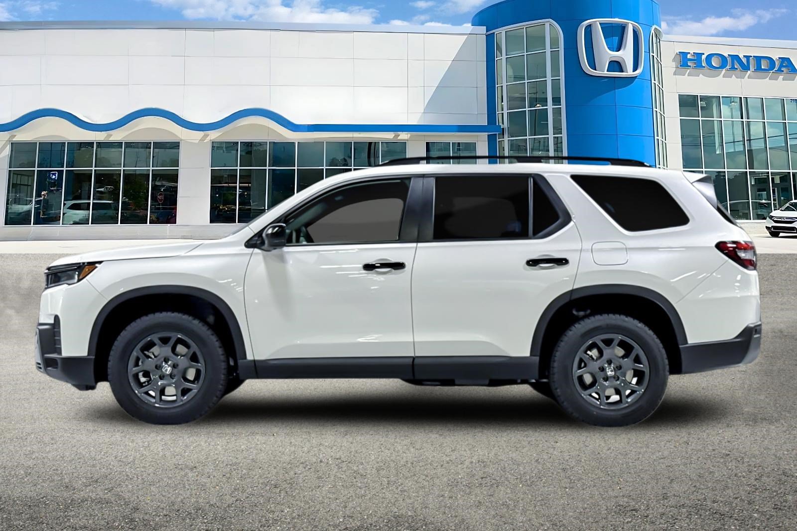 New 2026 Honda Pilot TrailSport image 2
