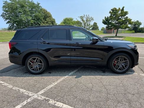 Used 2026 Ford Explorer ST w/ Sun And Sound Package AWD/4WD image 12