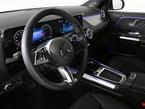 New 2025 Mercedes-Benz GLA 250 image 5