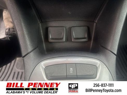 Used 2017 Chevrolet Cruze LT w/ Convenience Package image 30