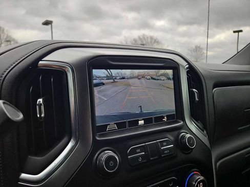 Used 2020 Chevrolet Silverado 1500 RST image 28