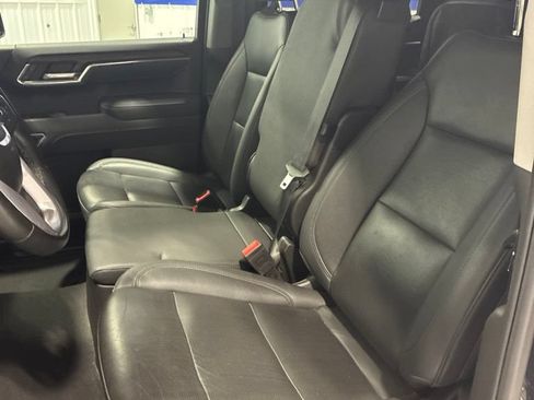 Used 2025 GMC Sierra 1500 SLT AWD/4WD image 19