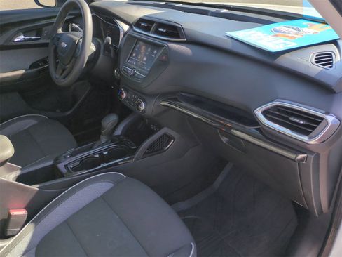 Certified 2023 Chevrolet TrailBlazer LT image 28