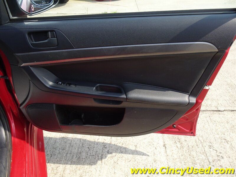Used 2015 Mitsubishi Lancer ES FWD image 28