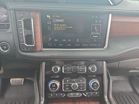 Certified 2023 GMC Yukon XL Denali Ultimate AWD/4WD image 20