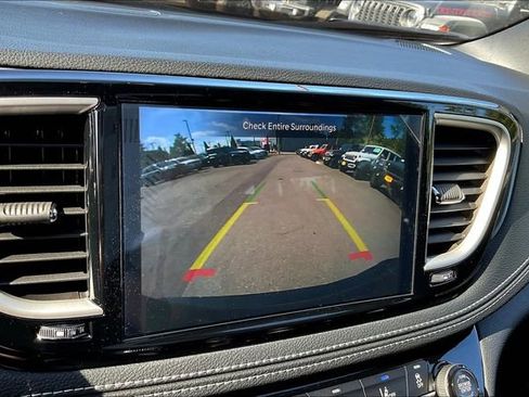 New 2026 Chrysler Pacifica Select image 20