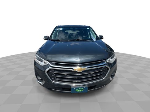 Used 2020 Chevrolet Traverse LT AWD/4WD image 3