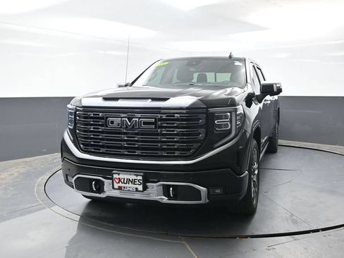 Used 2023 GMC Sierra 1500 Denali Ultimate AWD/4WD image 8