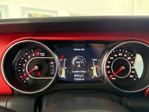Used 2018 Jeep Wrangler Unlimited Rubicon AWD/4WD image 23